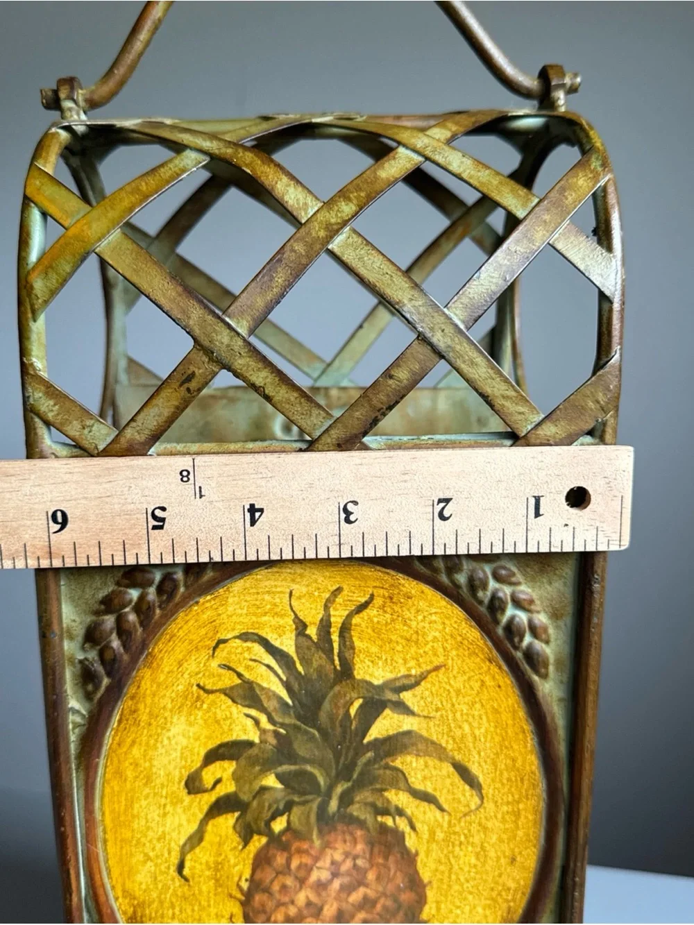 METAL TABLE TOP WINE 3 BOTTLE RACK HOLDER PINEAPPLE DECOR Theme Embossed Rustic